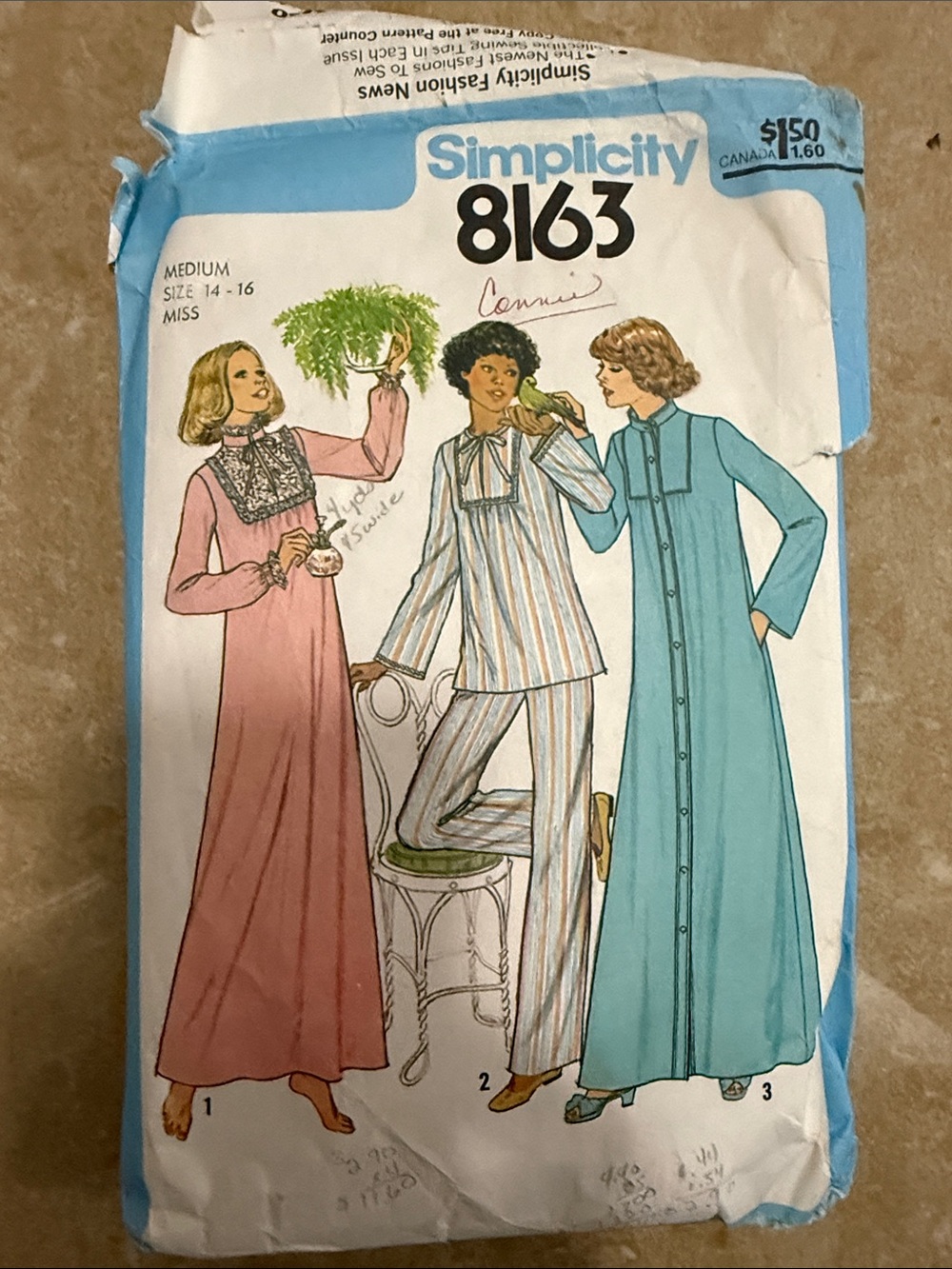 Simplicity Women’s Sleepwear Pattern